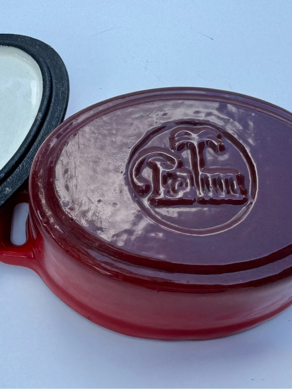 Red Enameled Dutch Oven with Lid - Classic Home Kitchen Cookware